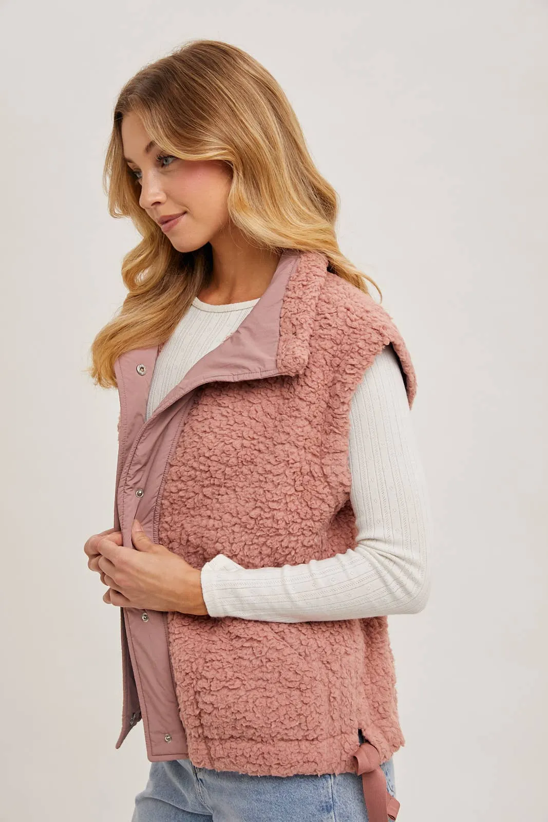 Button Down Fleece Sherpa Vest - Rose