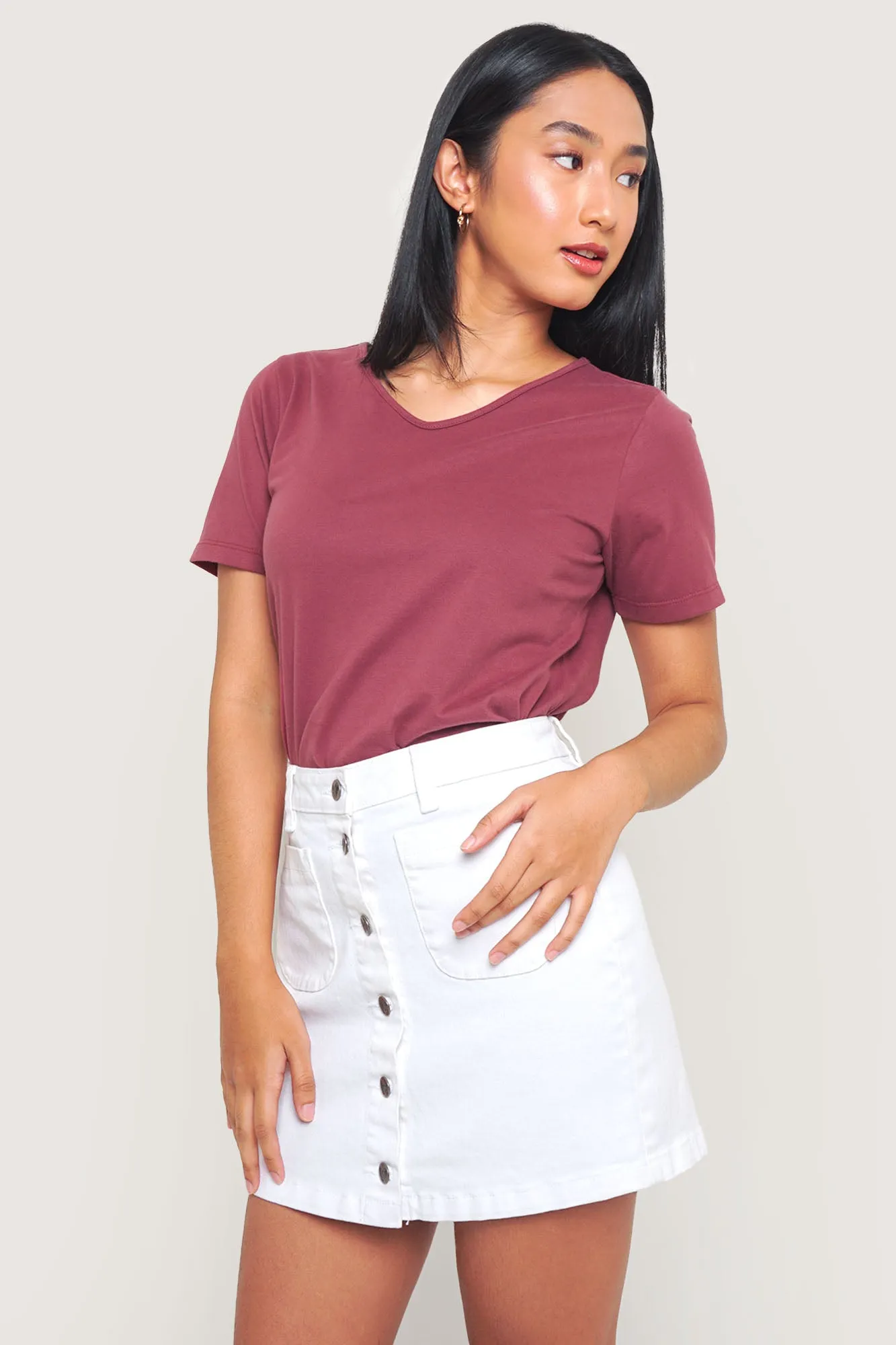 Closet Staples V-Neck Amboy Hem Tee