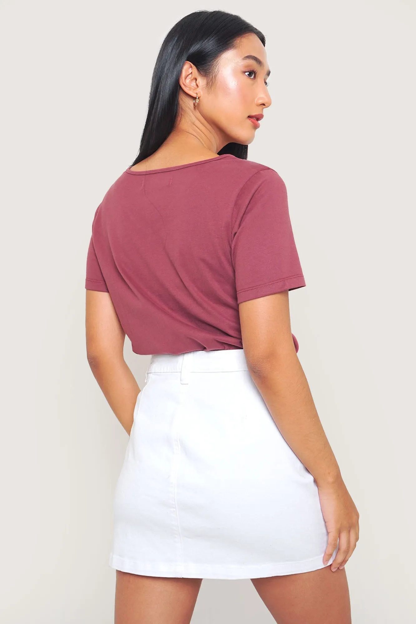 Closet Staples V-Neck Amboy Hem Tee