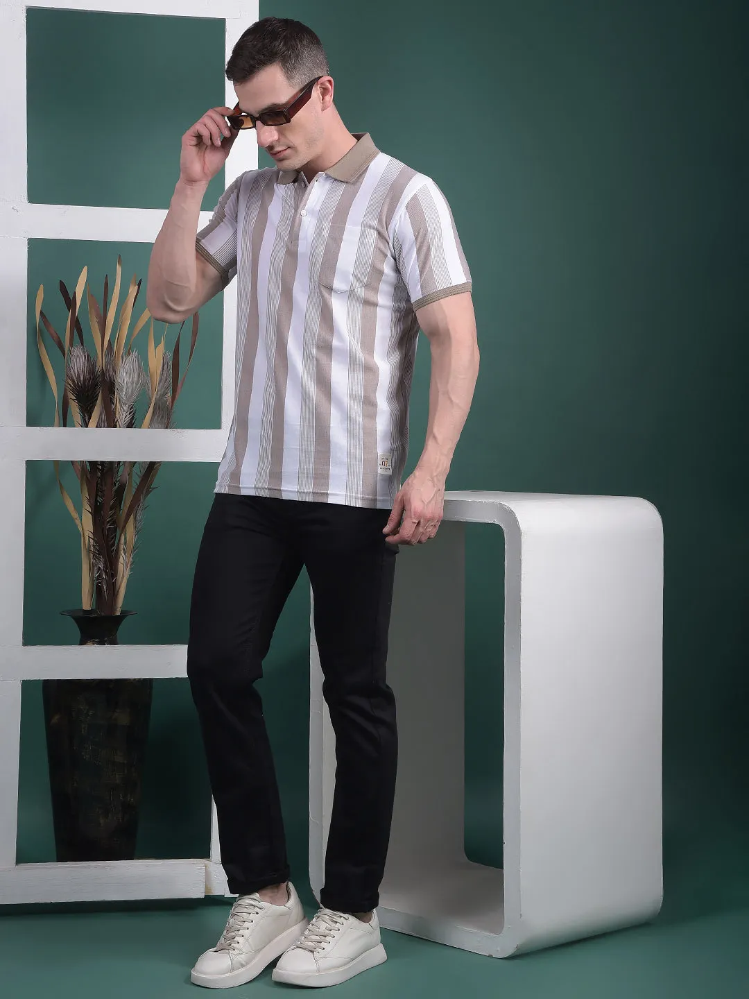 COBB BROWN WHITE STRIPED POLO NECK T-SHIRT