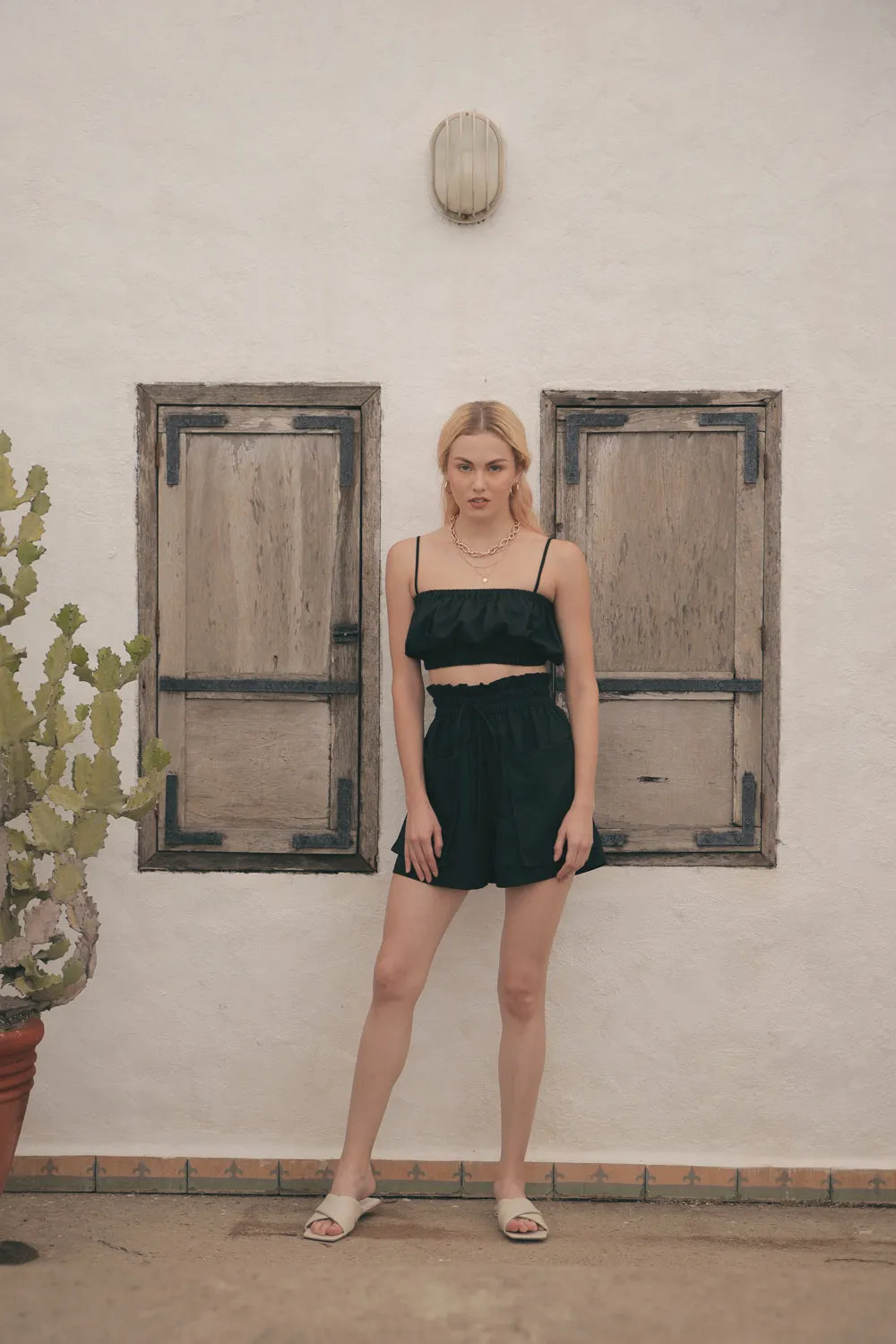 CRETE SET Two Piece Paperbag Trouser Shorts with Front Pockets and Gathered Crop Top (Black Linen)