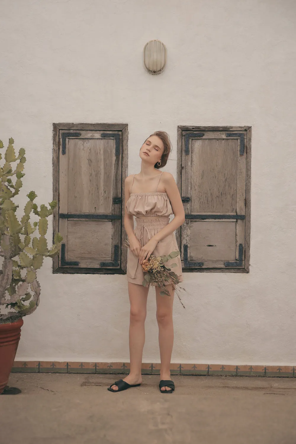 CRETE SET Two Piece Paperbag Trouser Shorts with Front Pockets and Gathered Crop Top (Nude Linen)