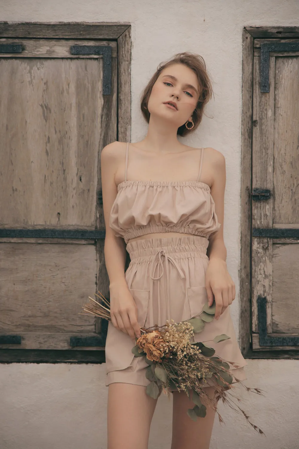 CRETE SET Two Piece Paperbag Trouser Shorts with Front Pockets and Gathered Crop Top (Nude Linen)