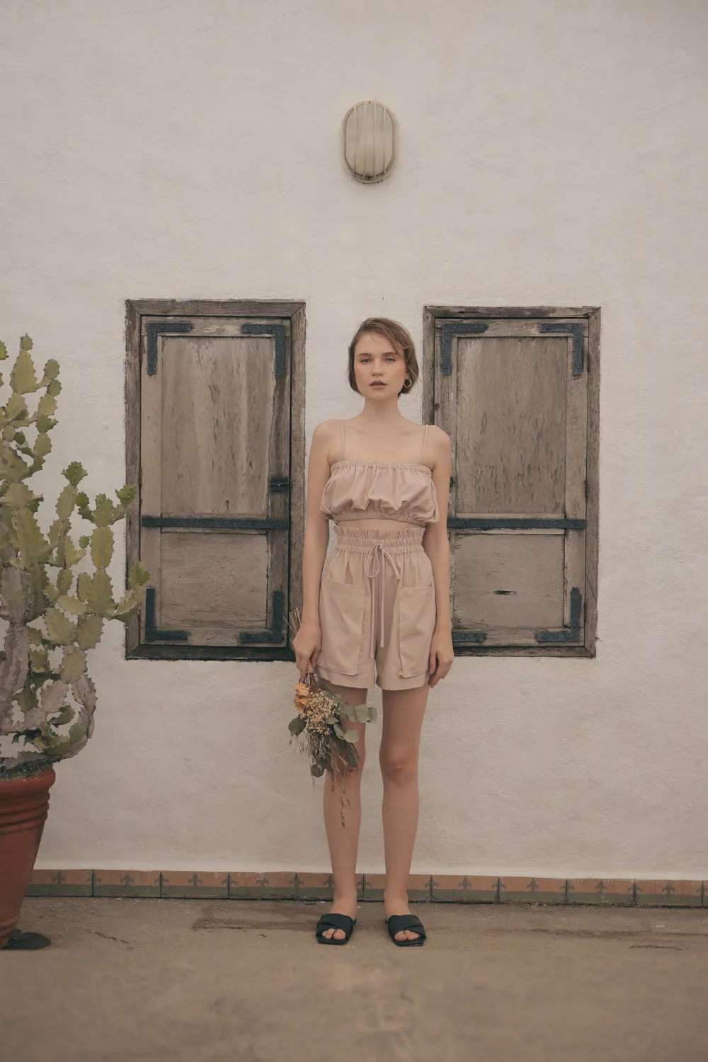 CRETE SET Two Piece Paperbag Trouser Shorts with Front Pockets and Gathered Crop Top (Nude Linen)
