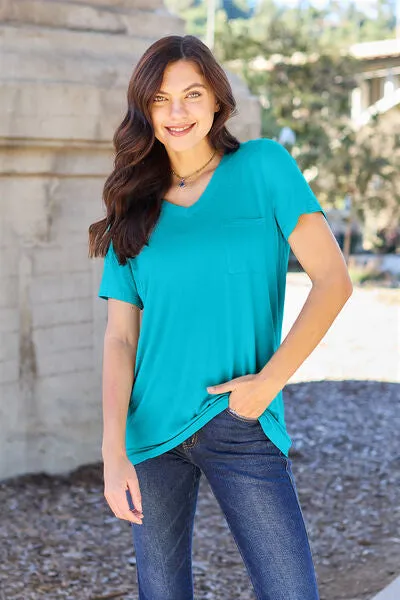 Emma Basic Bae Full Size V-Neck Short Sleeve T-Shirt