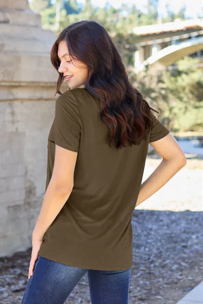Emma Basic Bae Full Size V-Neck Short Sleeve T-Shirt
