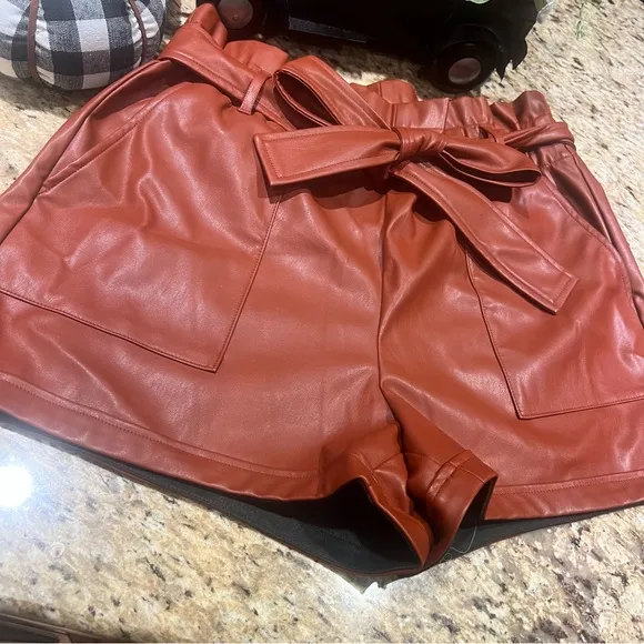 Express Faux Leather Paperbag High Waisted/Rise Belted Cognac Brown Shorts Large