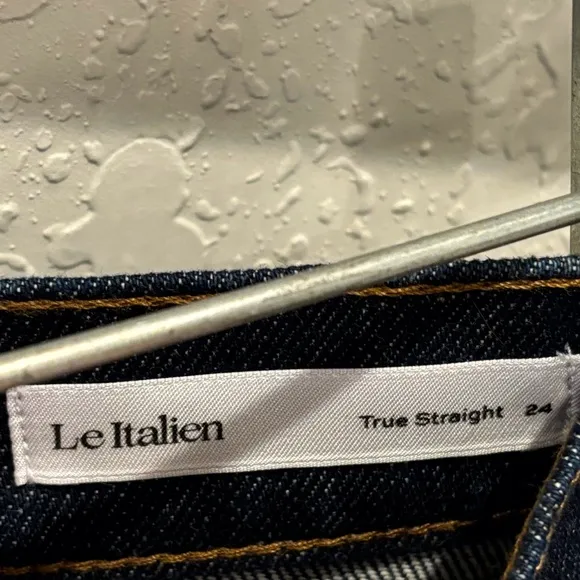 Frame Le Italien True Straight Jeans size 24