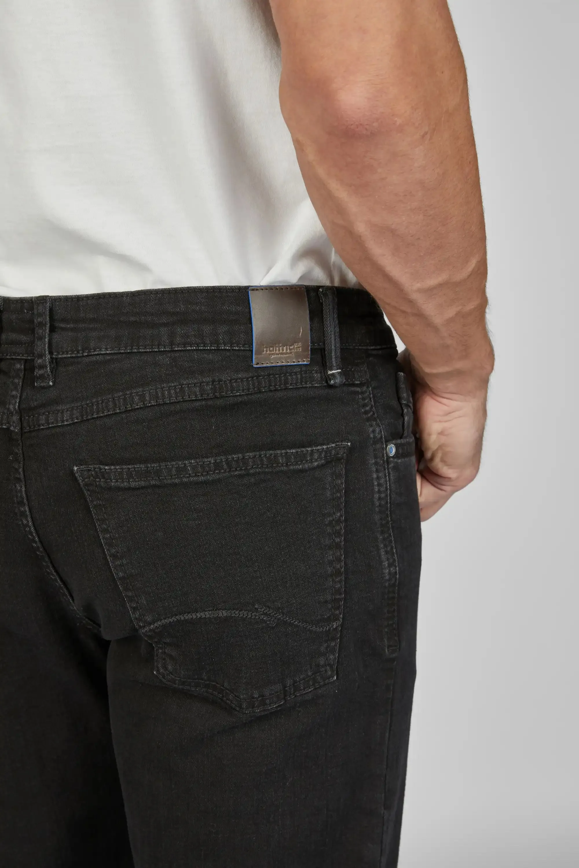 Hattric Men's Jeans Hunter Stretch Fit Straight Leg Black