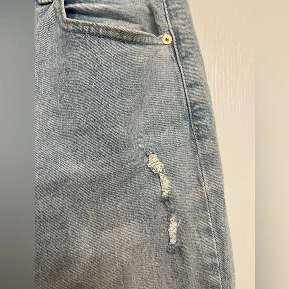 High-Rise Curvy Straight-Leg Jeans