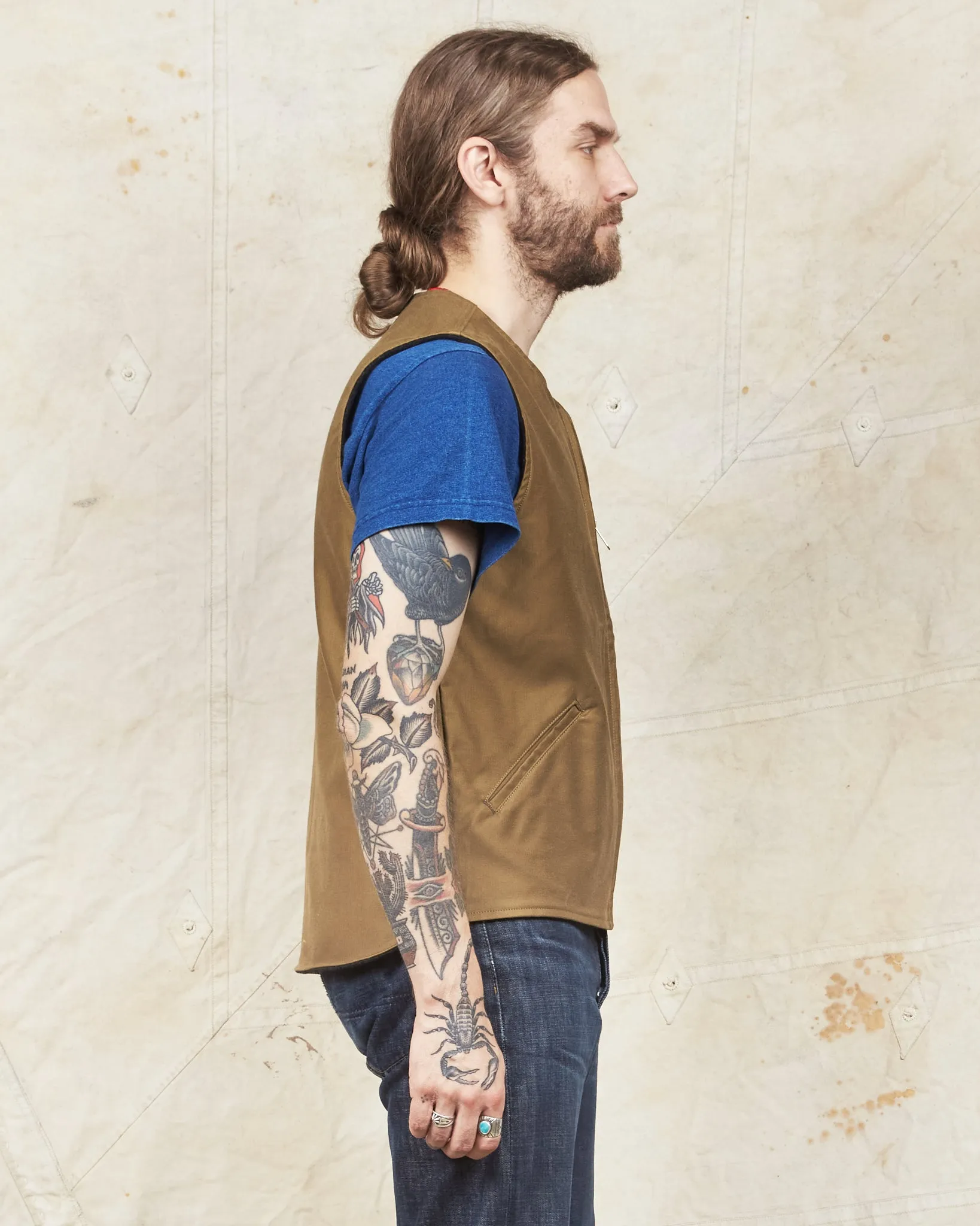 Indigofera Iconic Vest Bedford Cord Dark Beige
