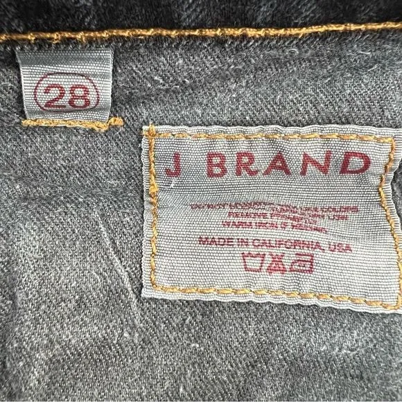 J Brand Jeans Dark Wash Straight Leg 8” Rise SIZE 28
