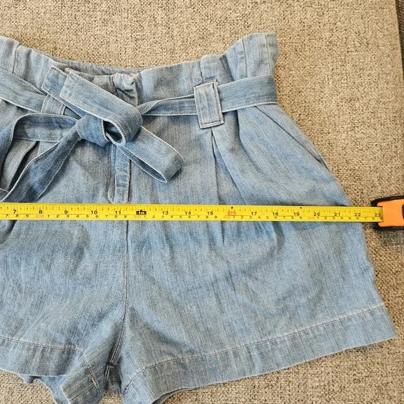 L'AGENCE Denim Hillary Paperbag Shorts Women's Size 29 Belted High Rise In MIST