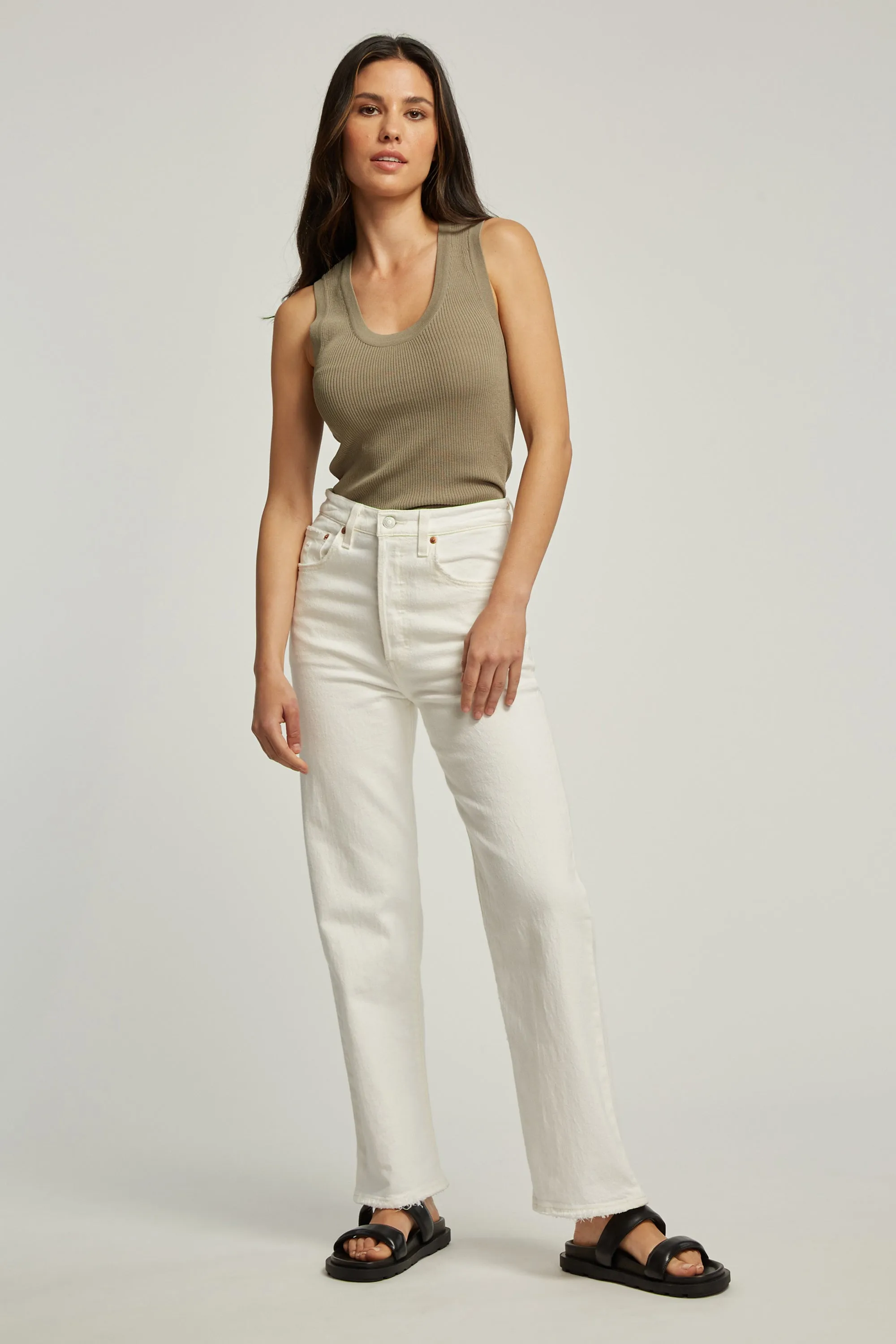Levi's Ribcage Straight Ankle Jeans
