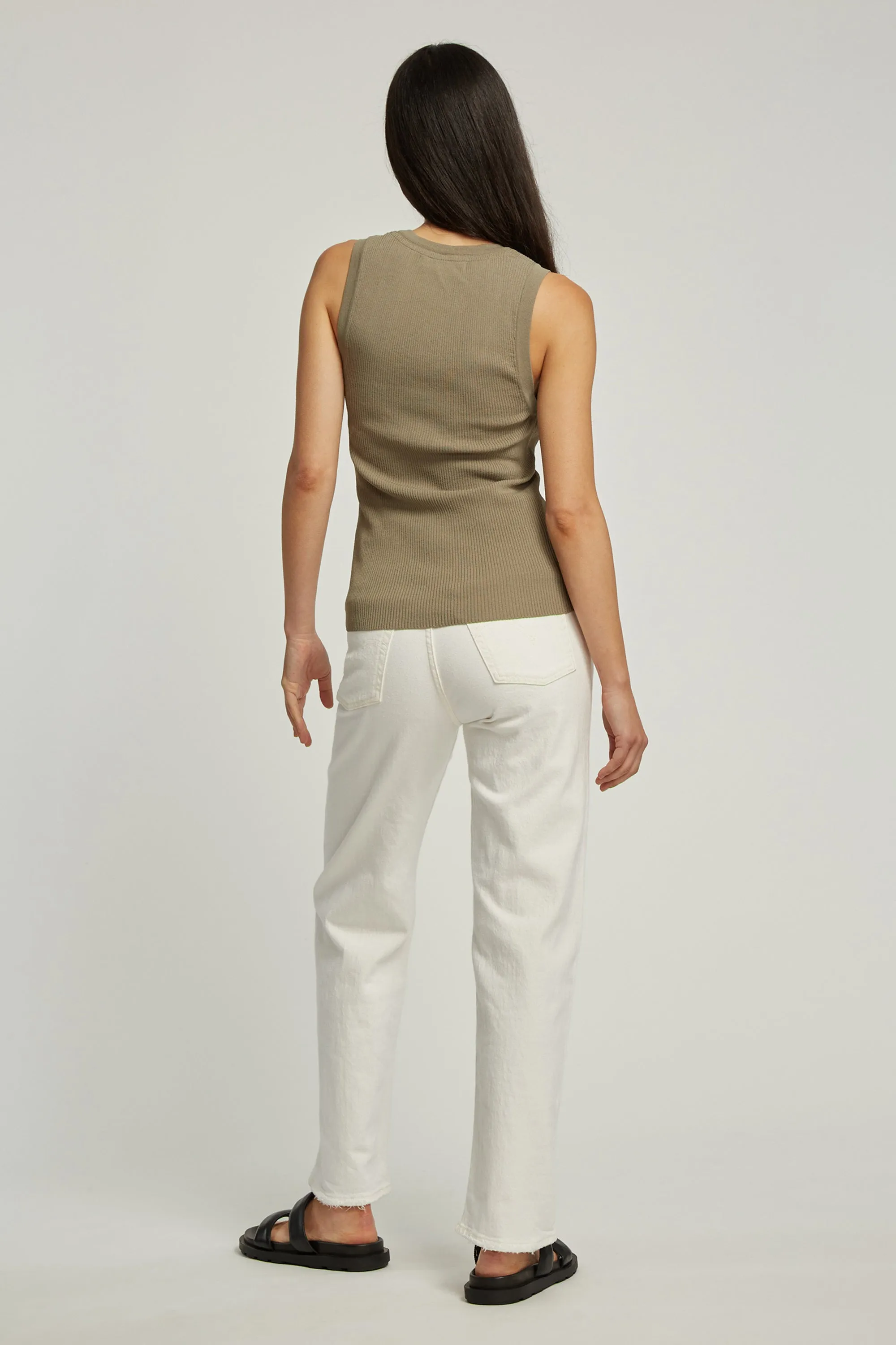 Levi's Ribcage Straight Ankle Jeans
