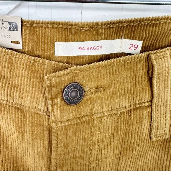 LEVI’S |  Women's Corduroy Straight Leg ‘94 Baggy Dad Jeans Pants Sz. 29
