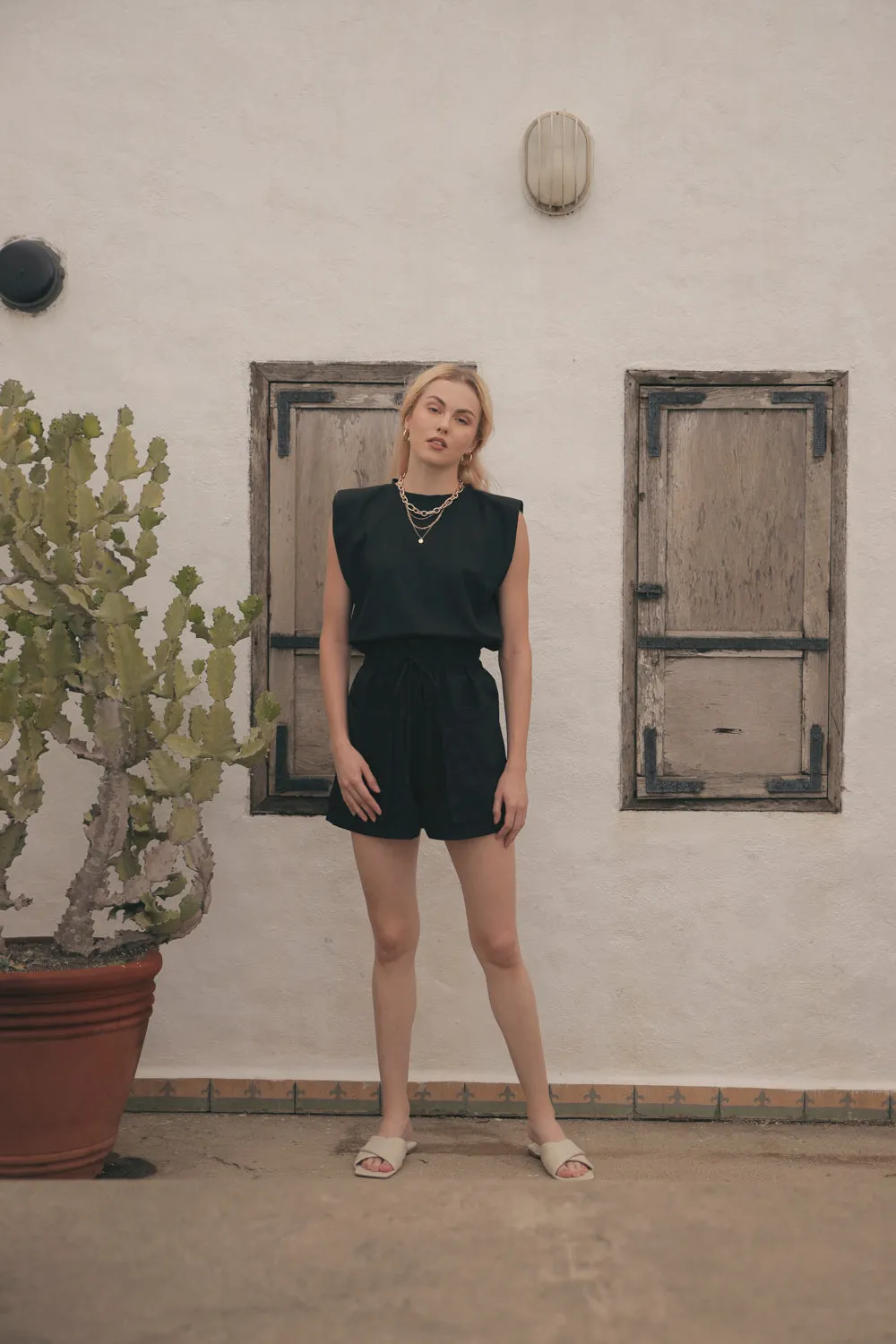 LYON SET Two Piece Paperbag Trouser Shorts with Front Pockets and Padded Sleeve Top (Black Linen)