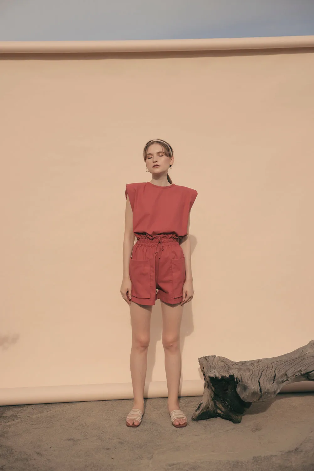 LYON SET Two Piece Paperbag Trouser Shorts with Front Pockets and Padded Sleeve Top (Rust Linen)