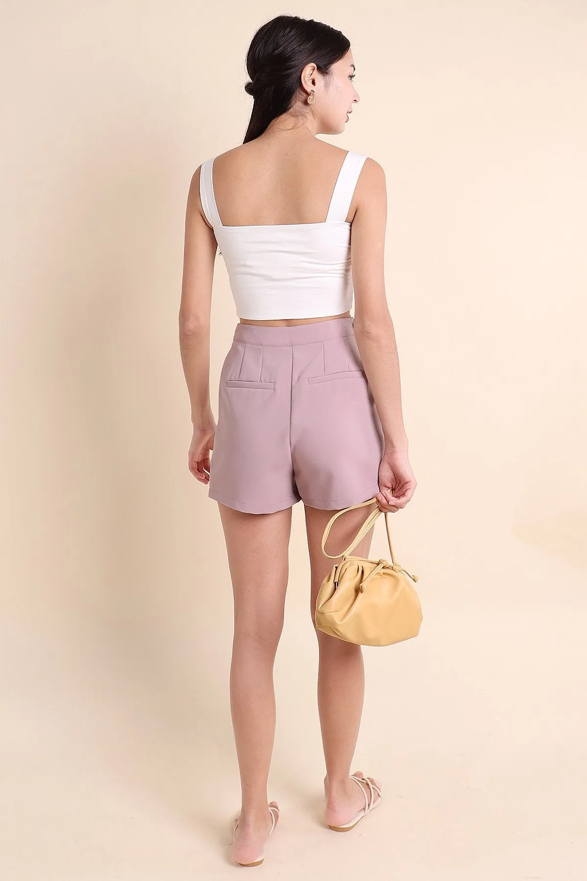 MADEBYNM SARA PLEATED SASH SHORTS IN DUSK LILAC
