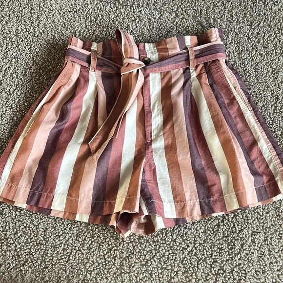 Madewell • paperbag shorts in rainbow stripe