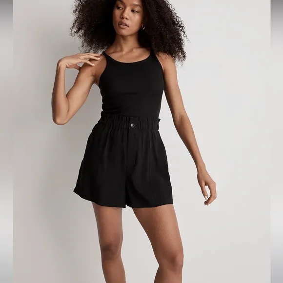 Madewell Seamed Pull-On Paperbag Shorts in Softdrape, size XS