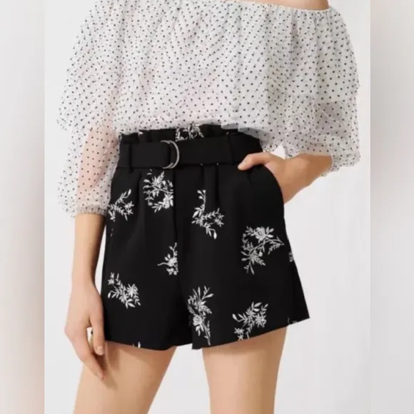 Maje Shorts Black White Ima Floral Embroidered Paper bag Waist Crepe EU-36 ,US-S