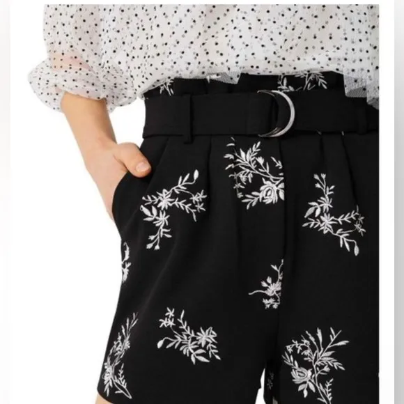 Maje Shorts Black White Ima Floral Embroidered Paper bag Waist Crepe EU-36 ,US-S
