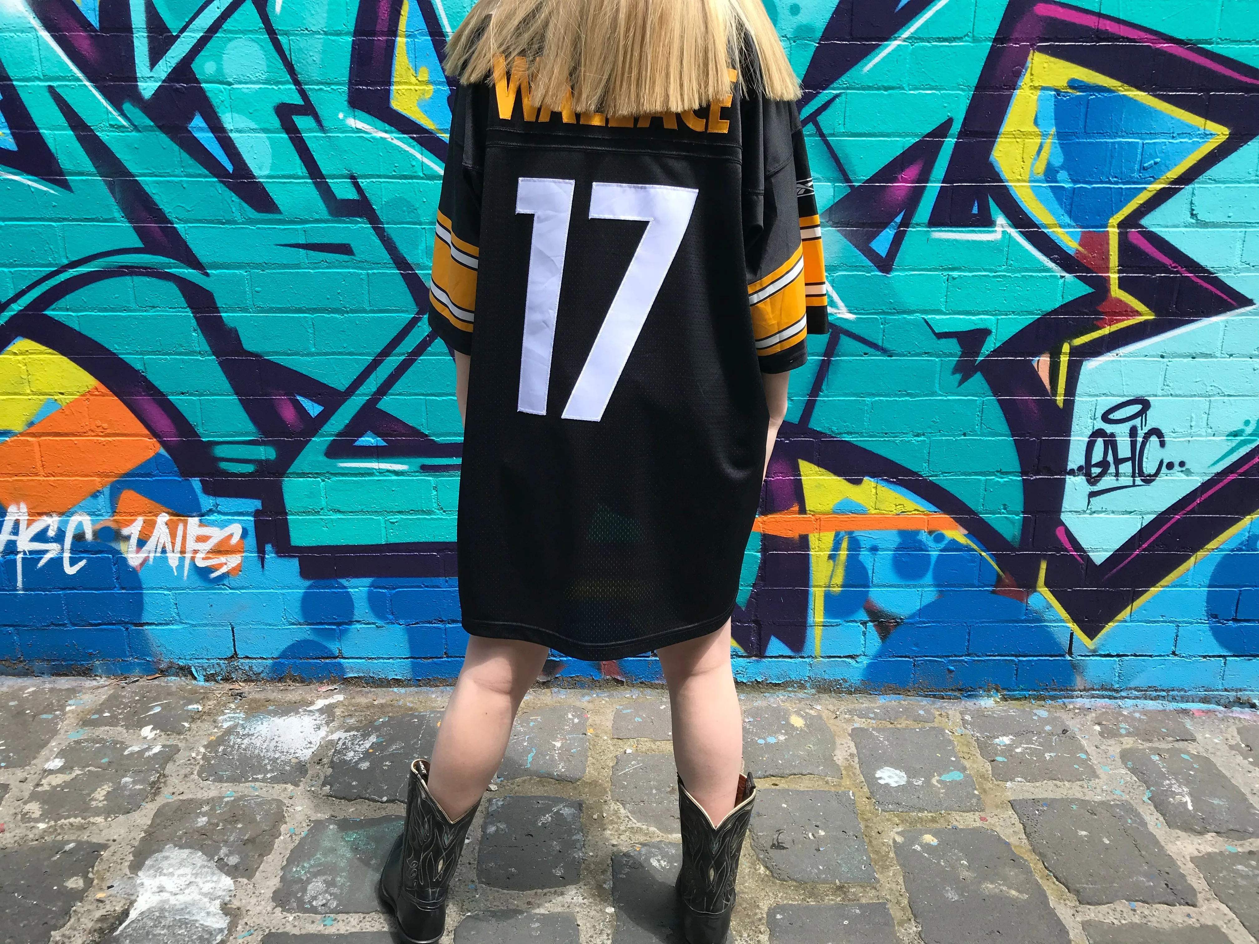 NFL Pittsburgh Steelers Vintage 90’s  Mens Jersey “ Wallace 17 “ By Reebok Equipment