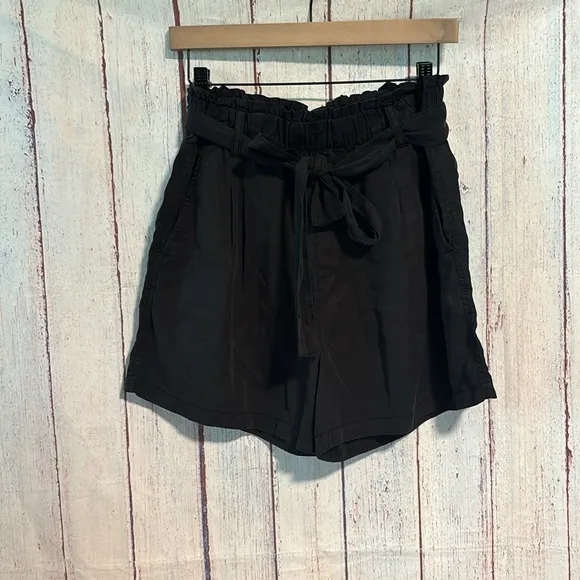 NWOT Sanctuary Love Letter Tencell Lyocell Paper Bag Shorts