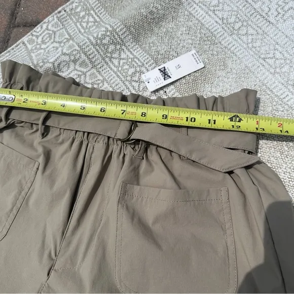 Nwt Anthropologie brand Avec Les Filles Paperbag Shorts