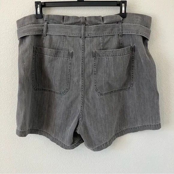 NWT Madewell Denim Snap-Belt Paperbag Shorts