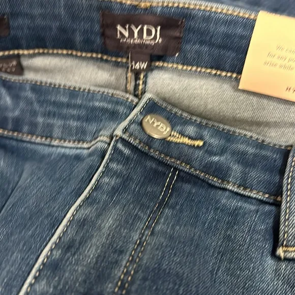 NWT NYDJ Margot Girlfriend Printed Cuff Jeans IN COLOR LOVESICK STRETCH