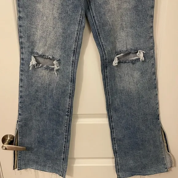 NWT Vici for Risen Los Angeles HIGH- RISE LONG INSEAM STRAIGHT JEANS split hem