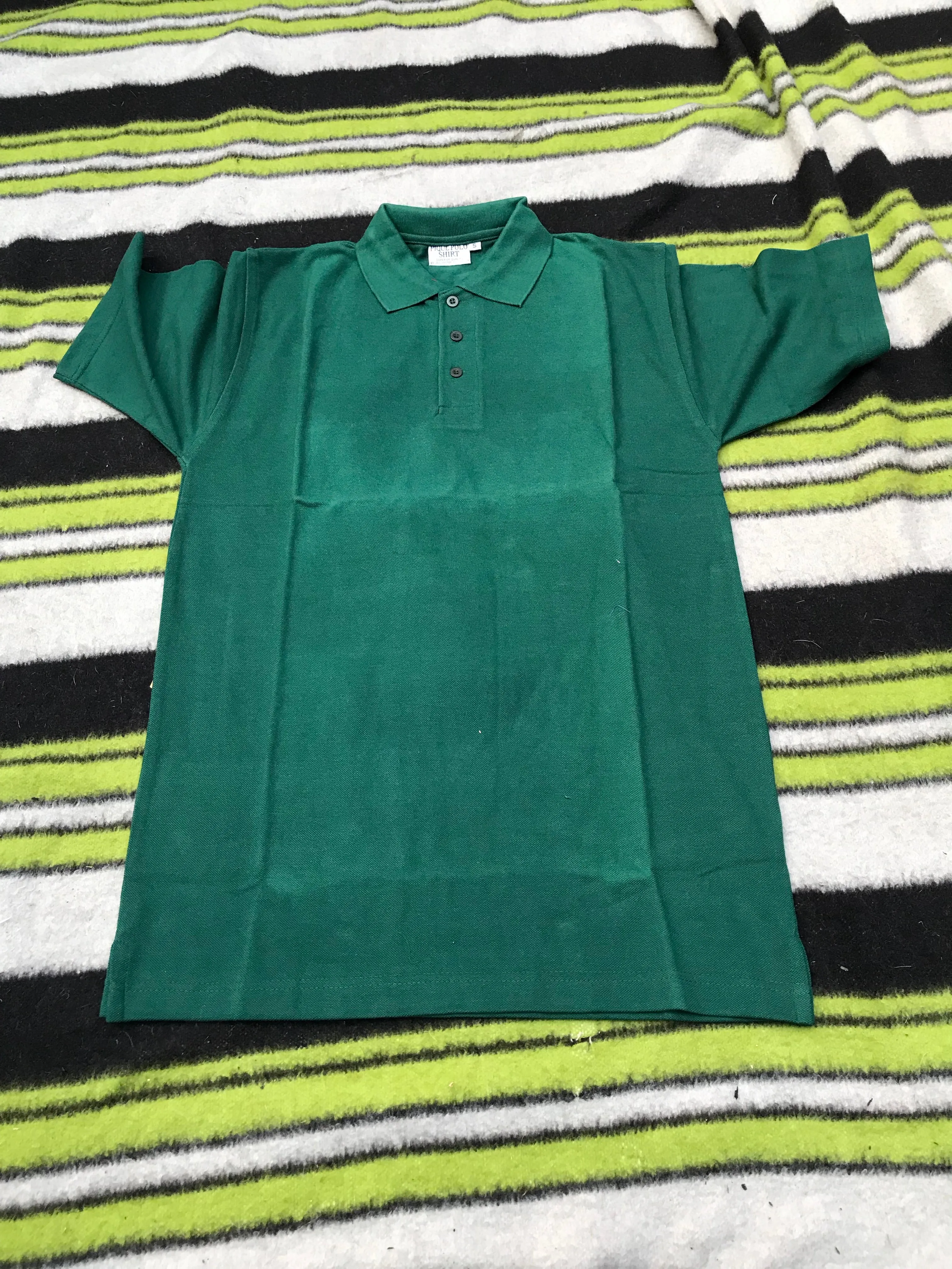 Pique polo shirt size Small FREE POSTAGE