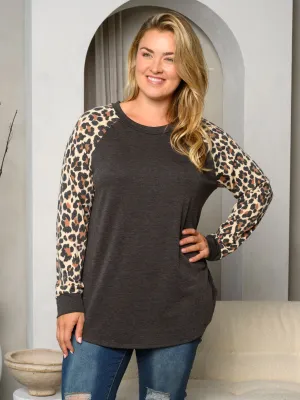 PLUS SIZE LONG SLEEVE ANIMAL PRINT DETAILED TOP