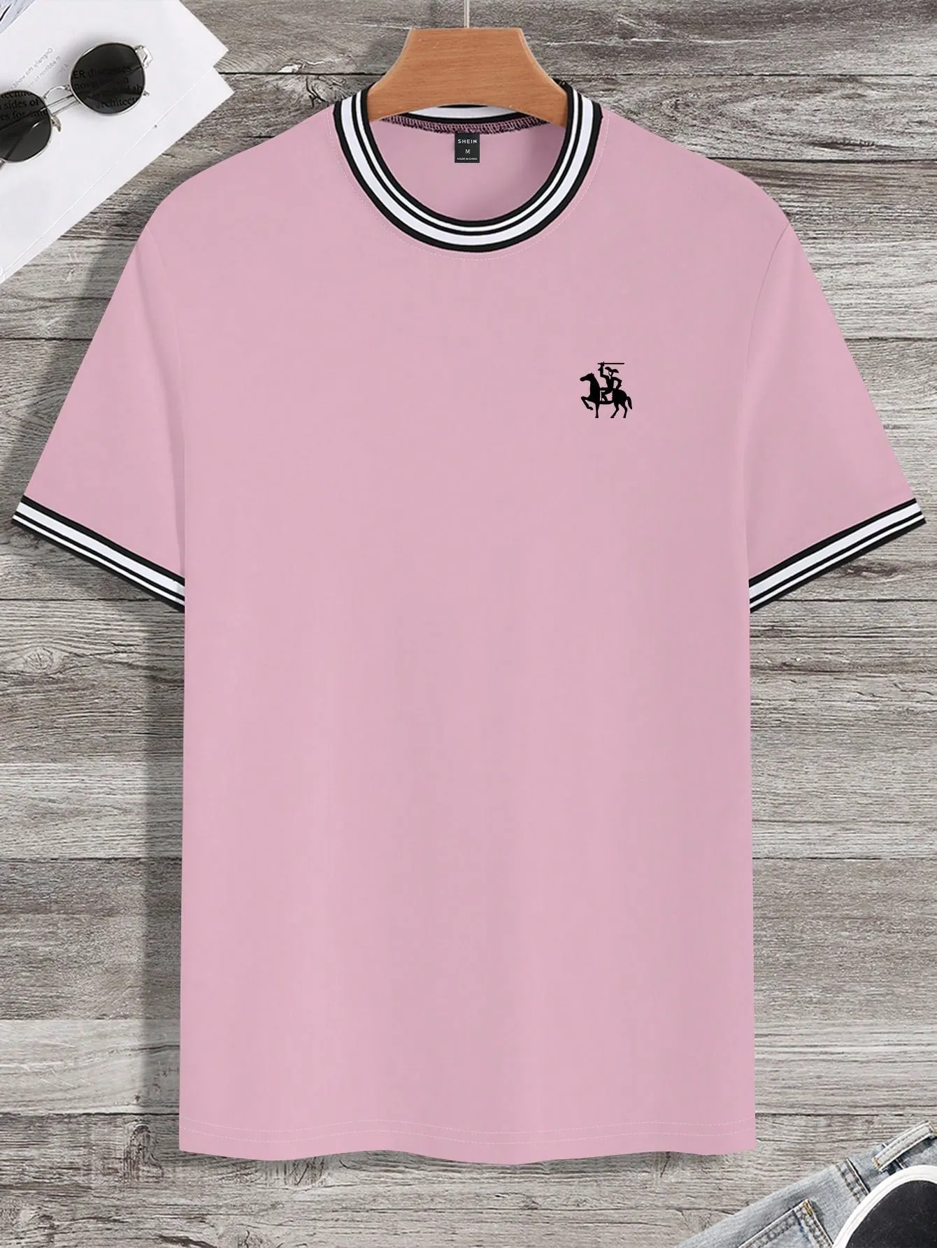 QA Homme Men Horse Print Striped Trim Tee