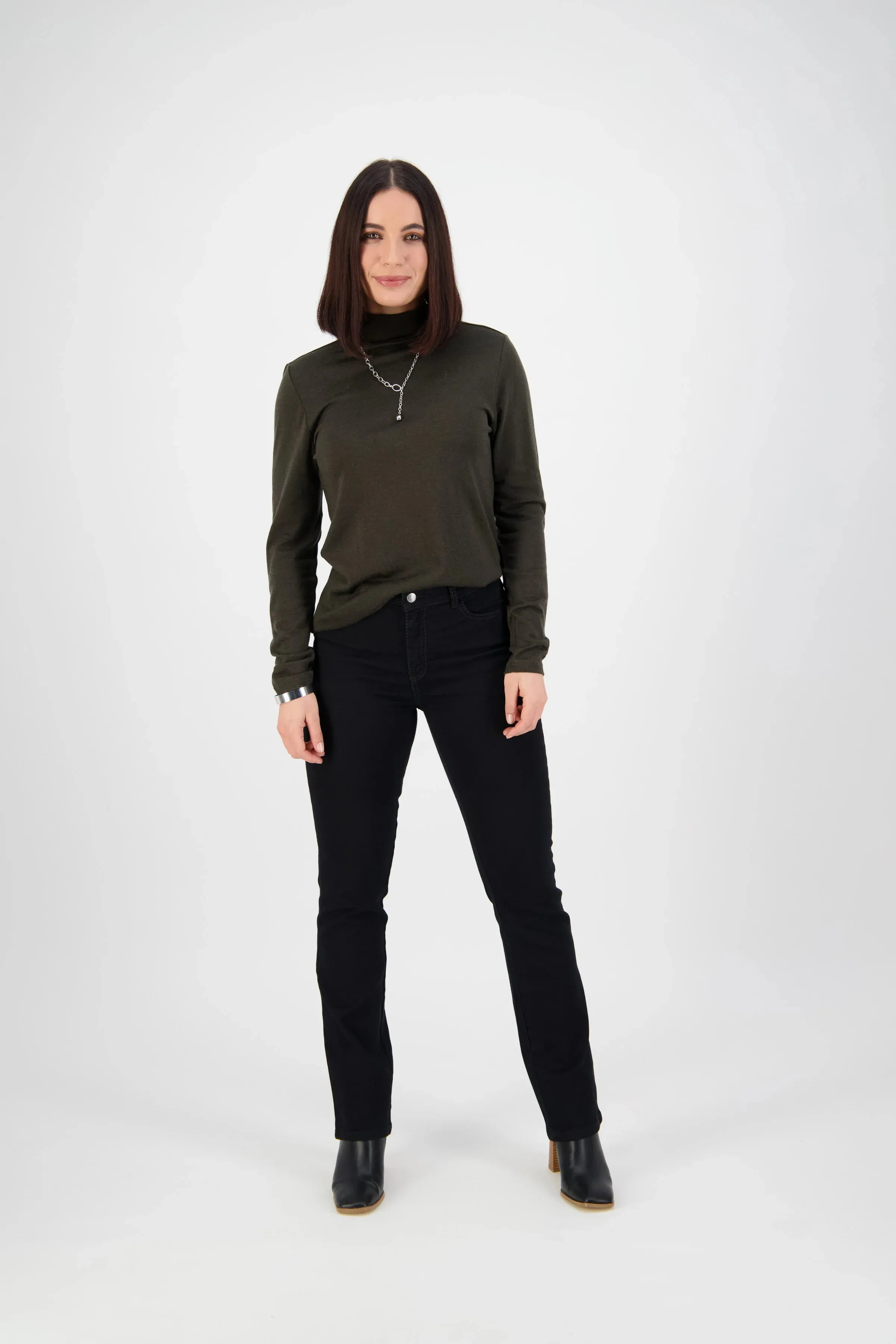 Straight Leg Full Length Jean - 5937 - Black Denim
