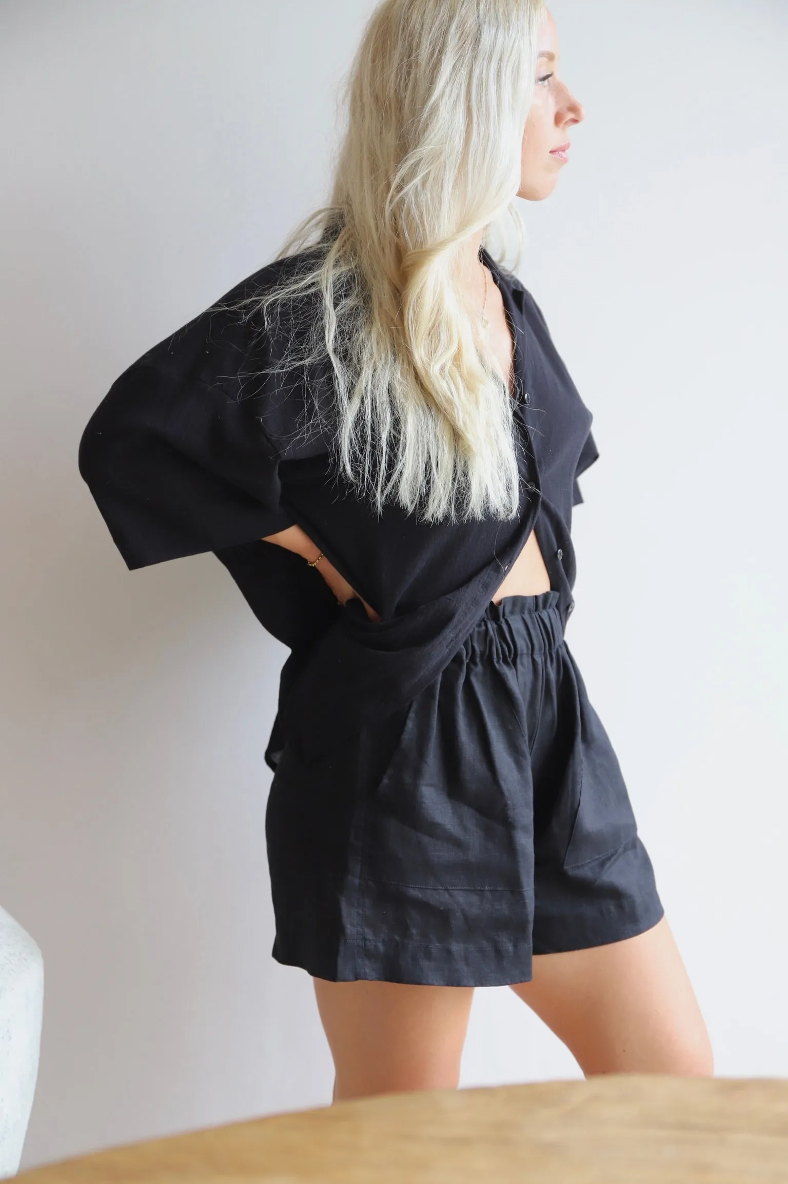 The Laundered Linen Paperbag Shorts - Black