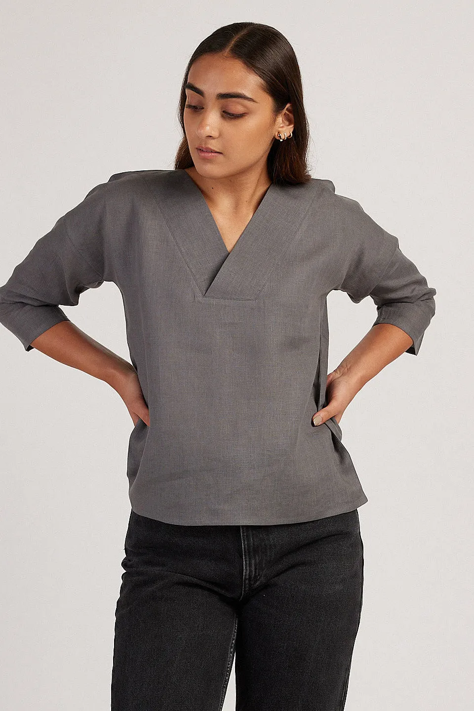 The Linen V Neck Top