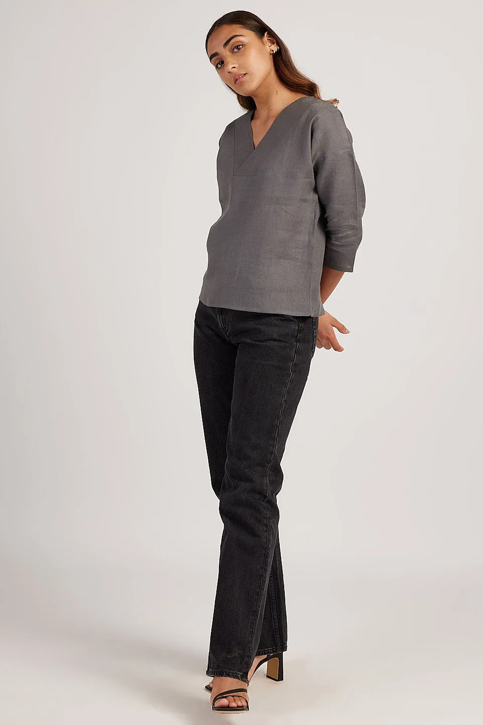 The Linen V Neck Top
