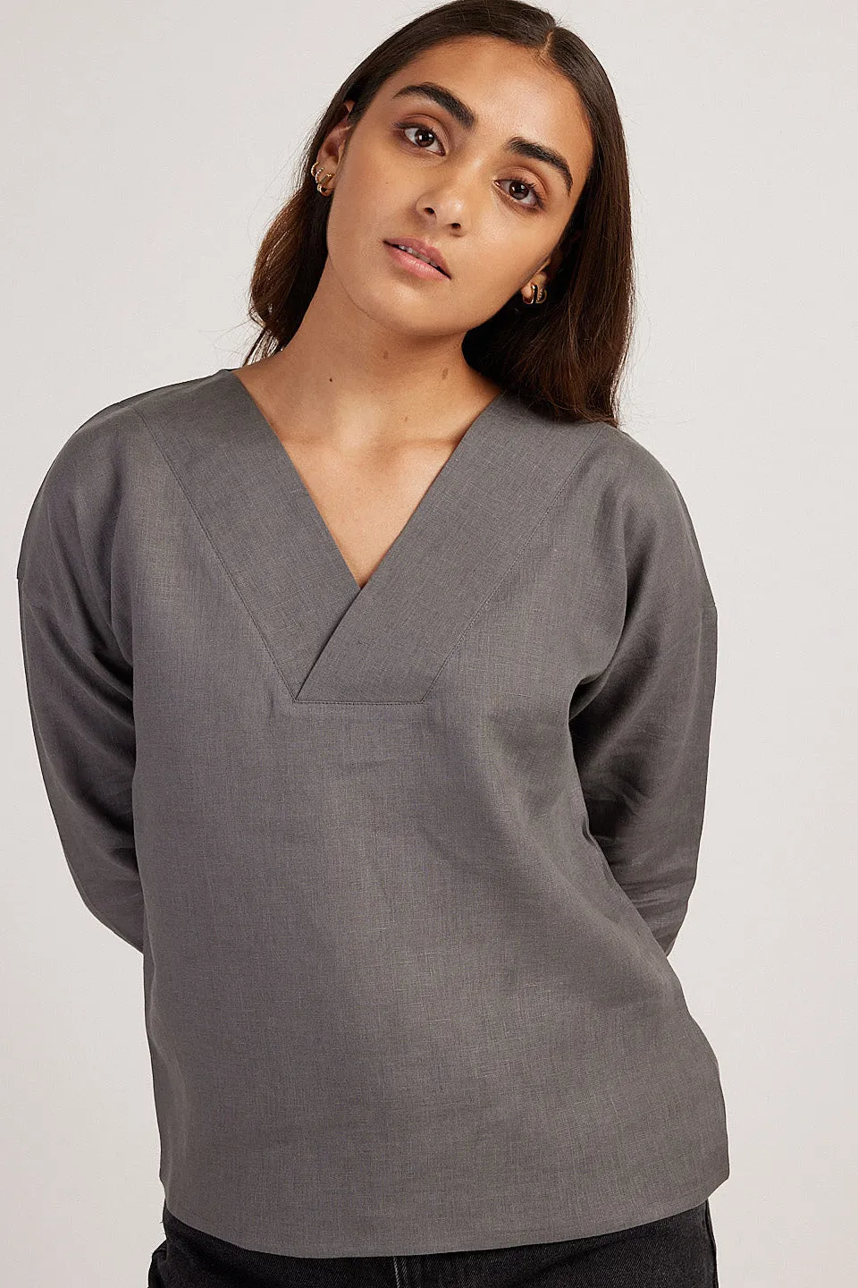 The Linen V Neck Top