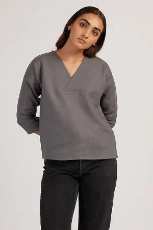 The Linen V Neck Top