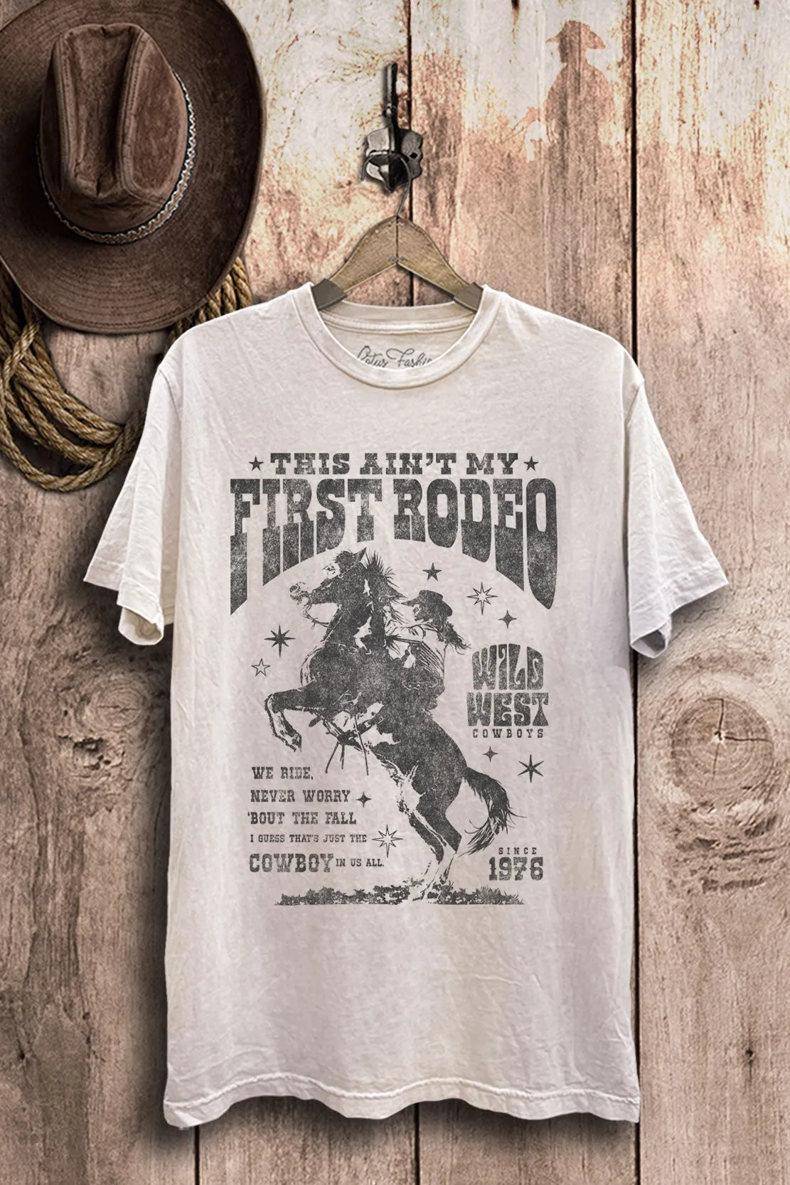 THIS AIN'T MY FIRST RODEO BOYFRIEND OFF WHITE GRAPHIC TEES