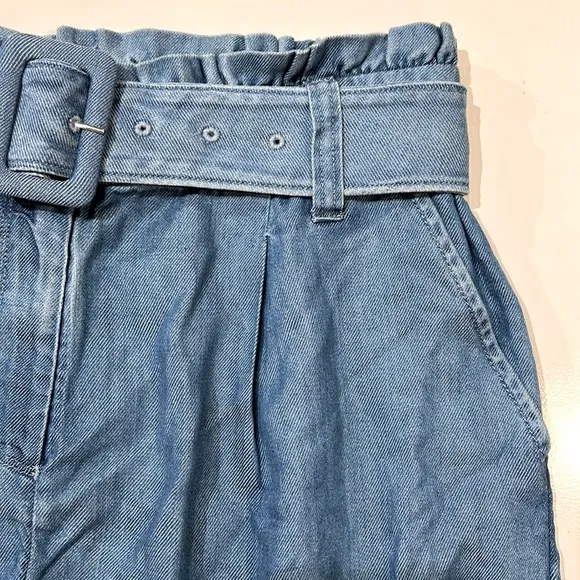 Vineyard Vines Chambray Belted Shorts