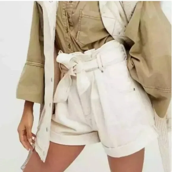 We The Free Nova Denim Paperbag Boho Shorts Belted Plume Cream Size Small
