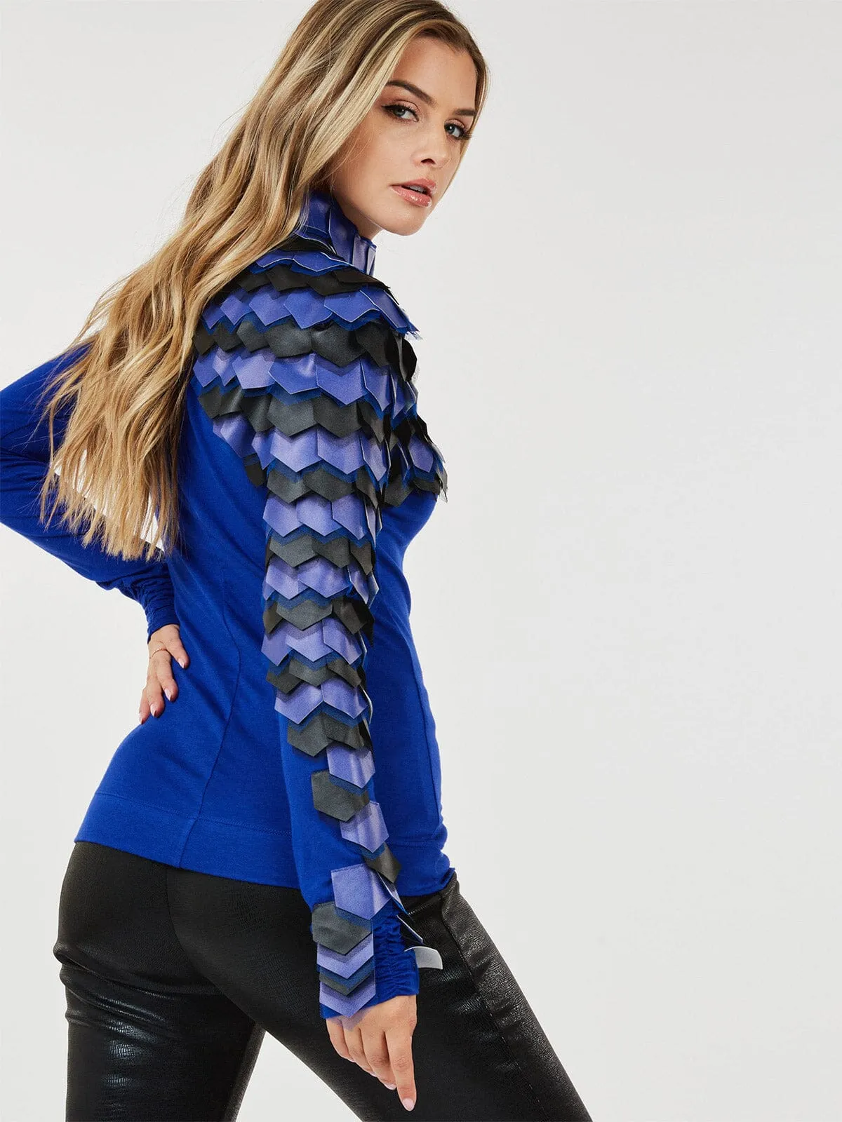 WOMEN'S LONG SLEEVE MOCK NECK COLORBLOCK RUFFLE BLOUSE