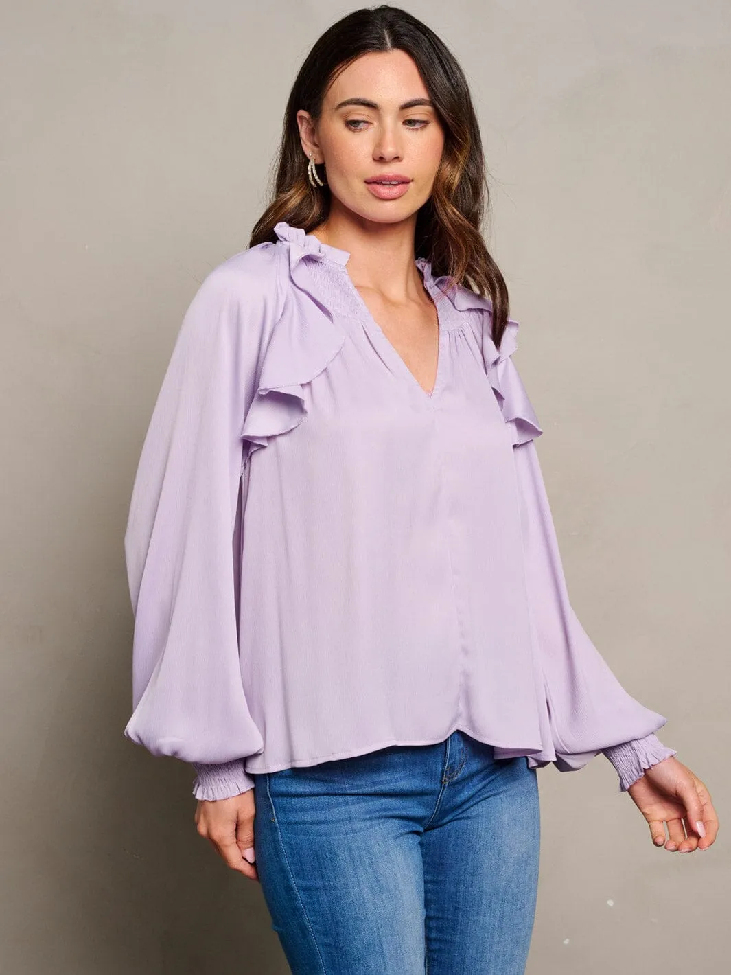 WOMEN'S LONG SLEEVE V-NECK RUFFLE BLOUSE TOP