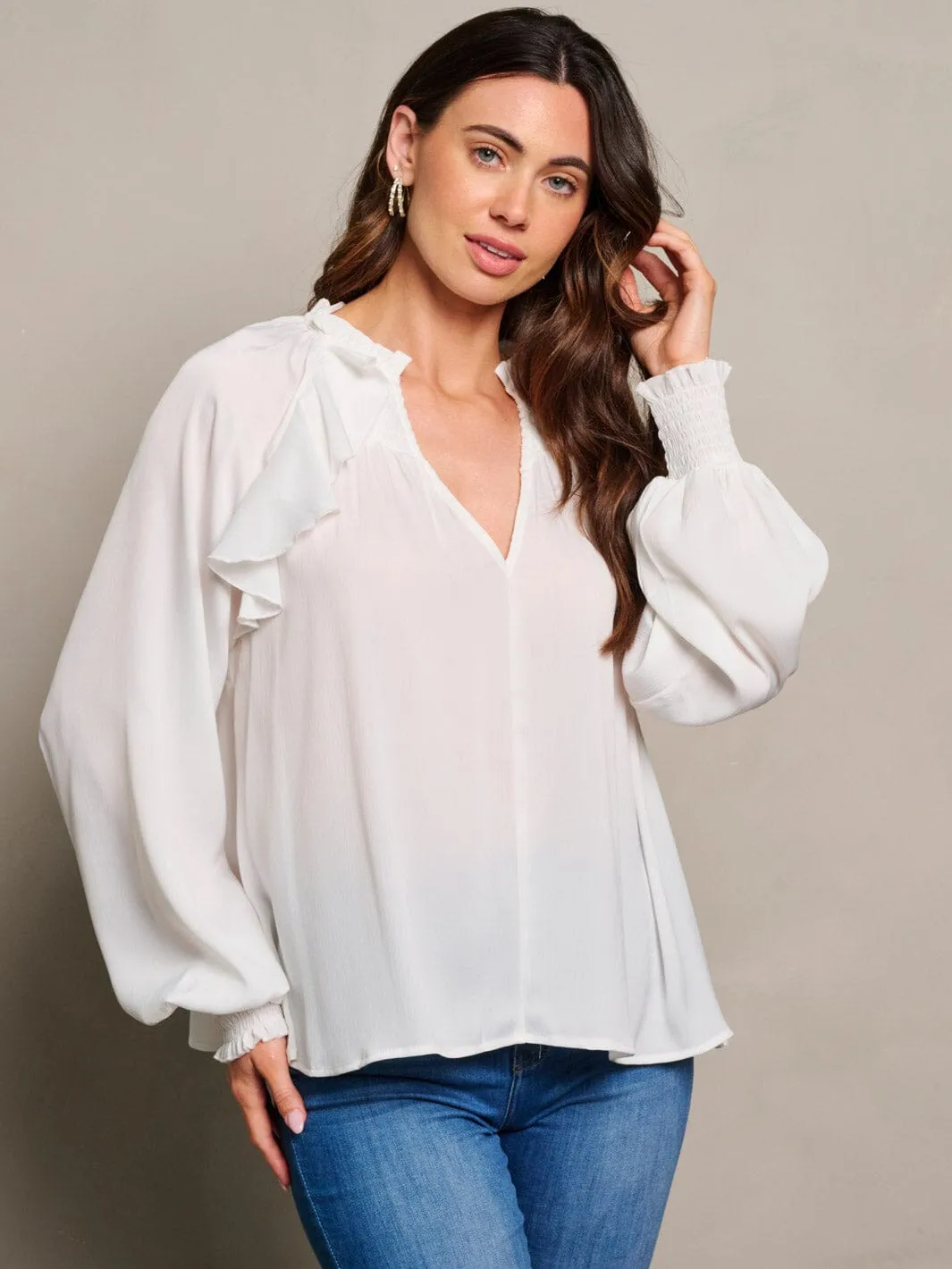 WOMEN'S LONG SLEEVE V-NECK RUFFLE BLOUSE TOP
